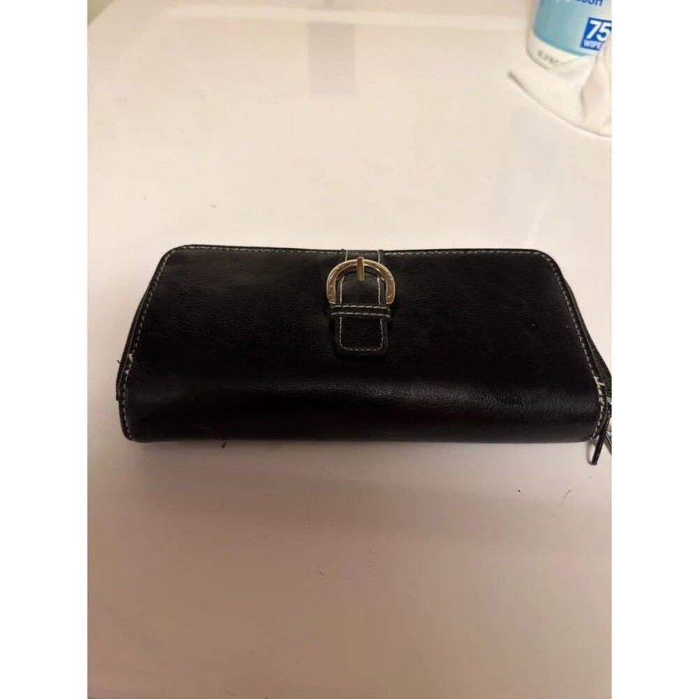 Ladies, black wallet